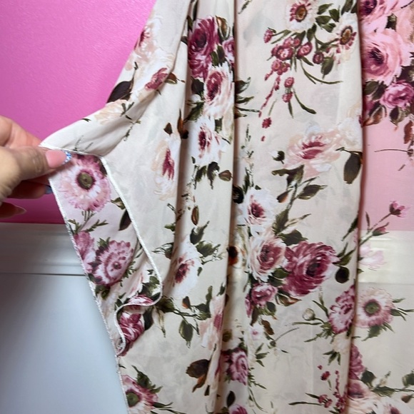Floral Sheer Kimono - Picture 5 of 7